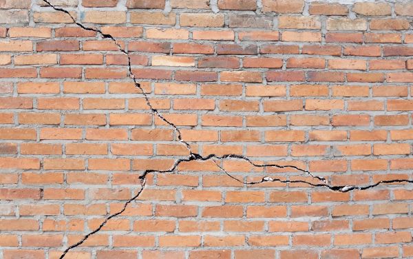 Cracked Brick Repair in South Zanesville