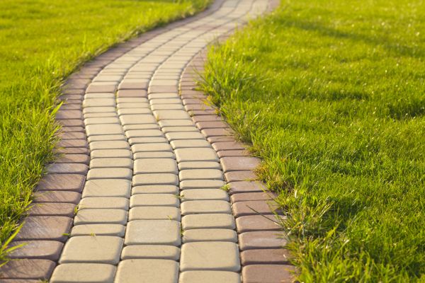 Sidewalk Brick Repair in South Zanesville