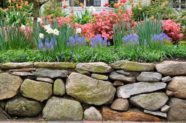 Garden Wall Installation in South Zanesville